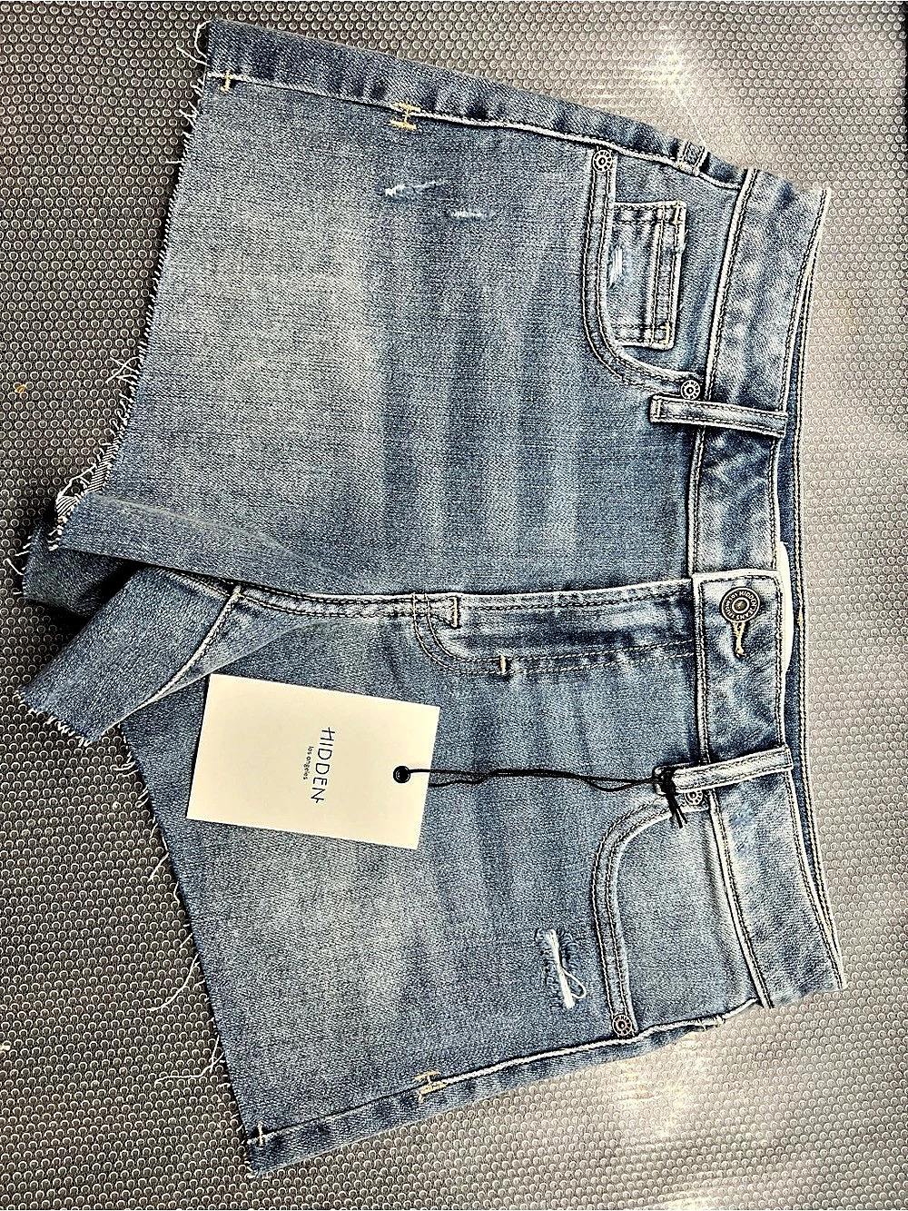 Hidden Kenzie Mid-Rise Regular Shorts in Blue Size Small NWT